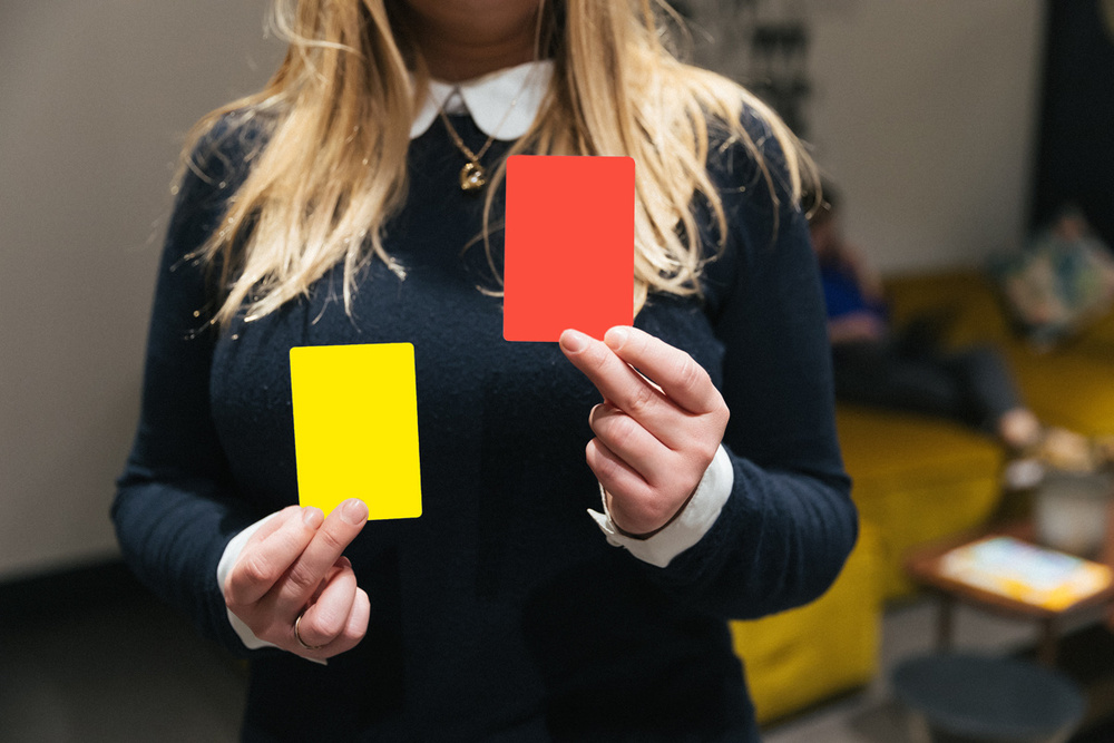 Mis en examen, le notaire suspecté de détournements au préjudice de personnes âgées reste&nbsp;suspendu